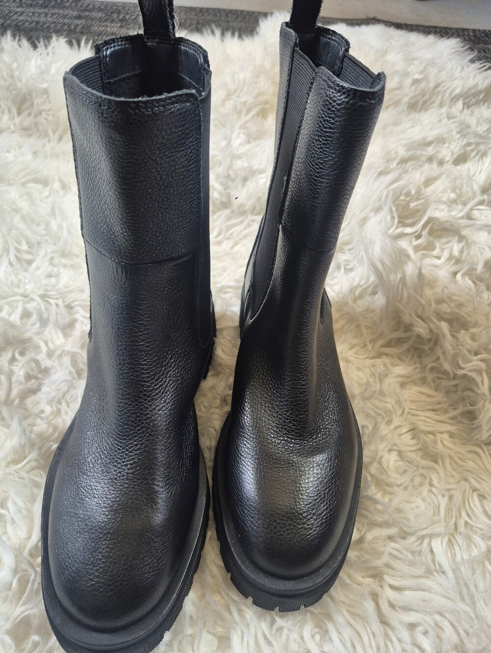 Gianni Bini Chelsea Boots - Classic Pull-On Style